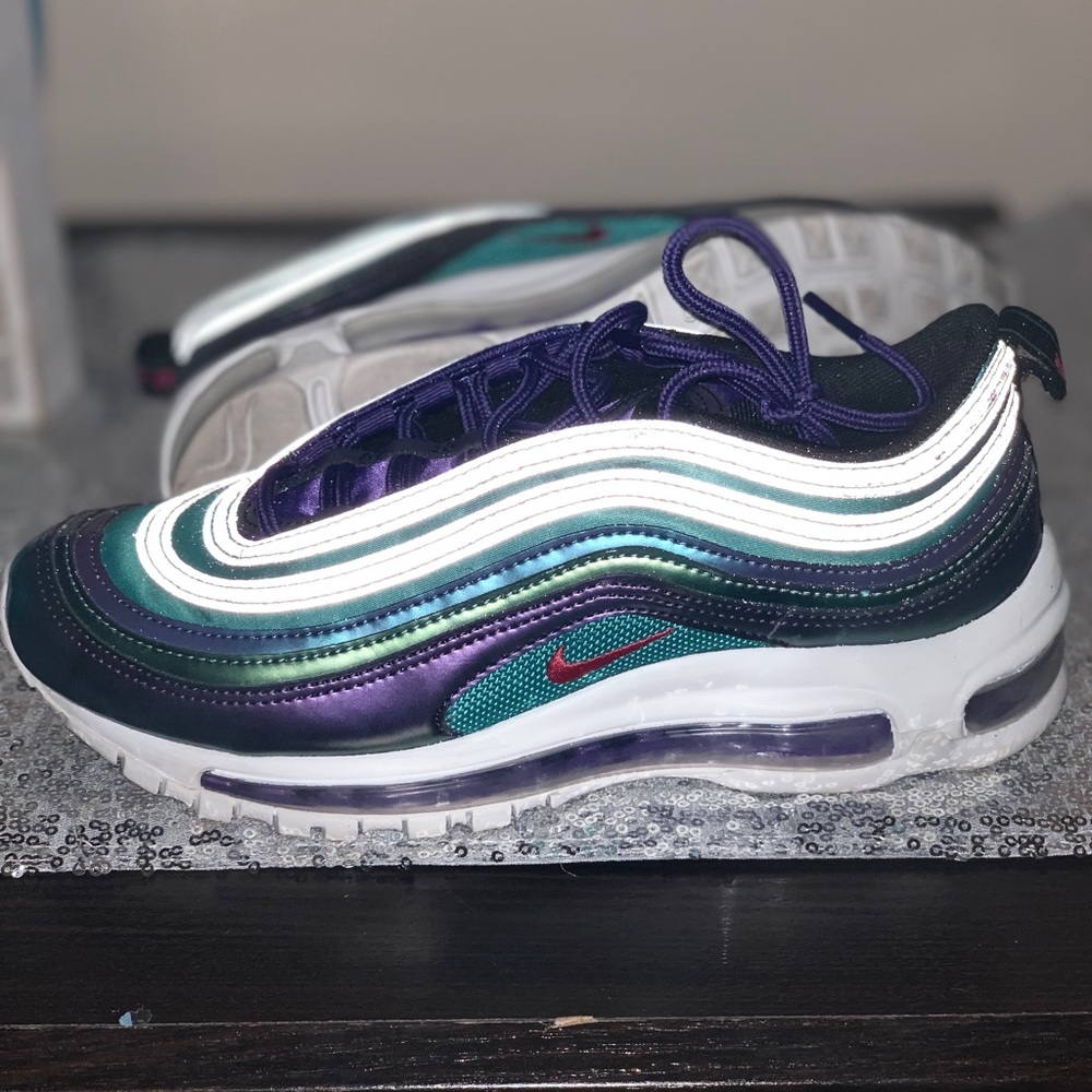 Excellent Condition Air Max